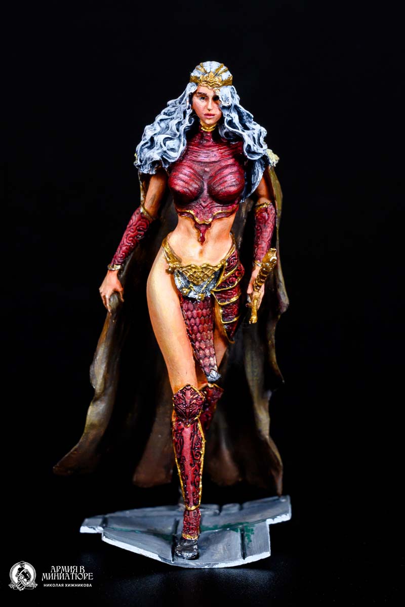Королева кристаллов с мечом / Robe Crystal Queen with Sword